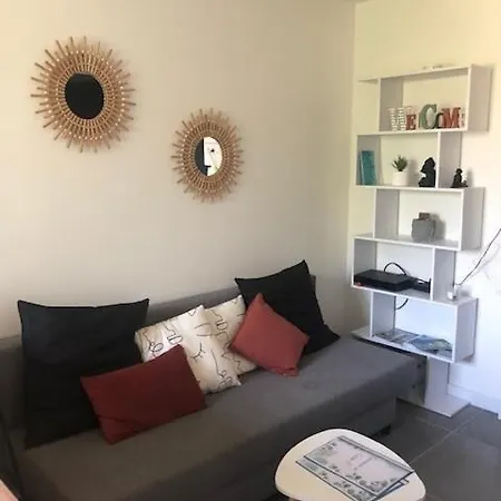 Apartment Le Cocon B - Private Parking - Quiet Bourg-en-Bresse