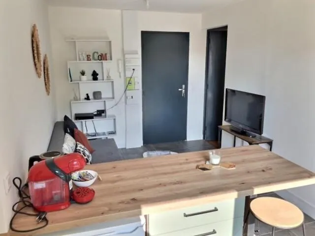 Le Cocon B - Private Parking - Quiet * Bourg-en-Bresse