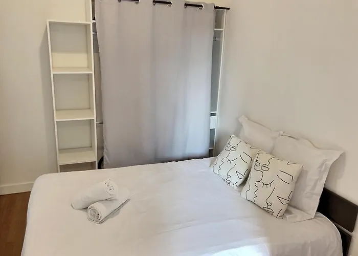Le Cocon B - Private Parking - Quiet Apartament