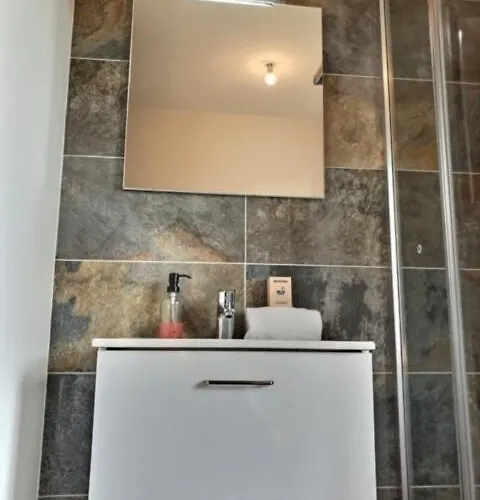 Le Cocon B - Private Parking - Quiet Apartament *